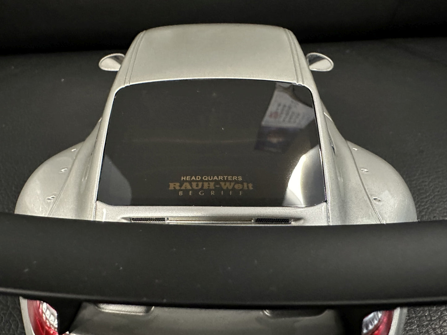 Porsche 911 997 RWB Abu Dhabi grey Limitiert 823/1200 1:18 GT Spirit GT483 Порше 997 сив Лимитирана
