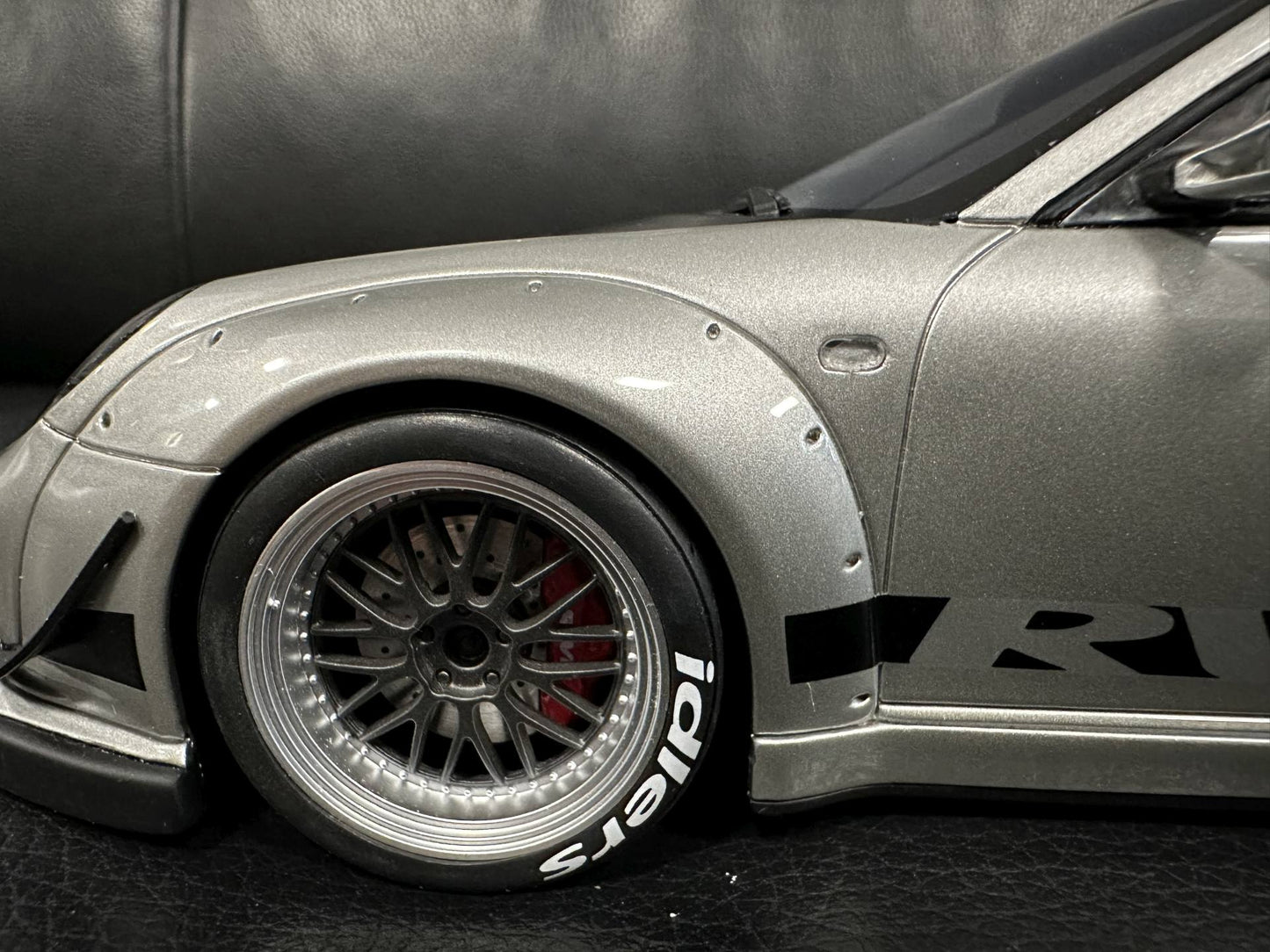 Porsche 911 997 RWB Abu Dhabi grey Limitiert 823/1200 1:18 GT Spirit GT483 Порше 997 сив Лимитирана