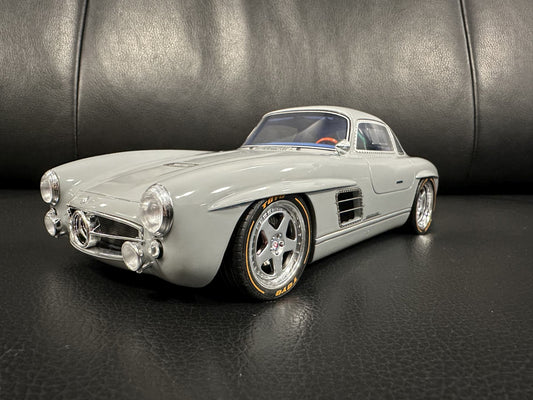 Mercedes Benz 300SL S-Klub Gullwing grey Limitiert 999pcs 1:18 GT Spirit GT418 Мерцедес Бенц 300СЛ сив Лимитирана