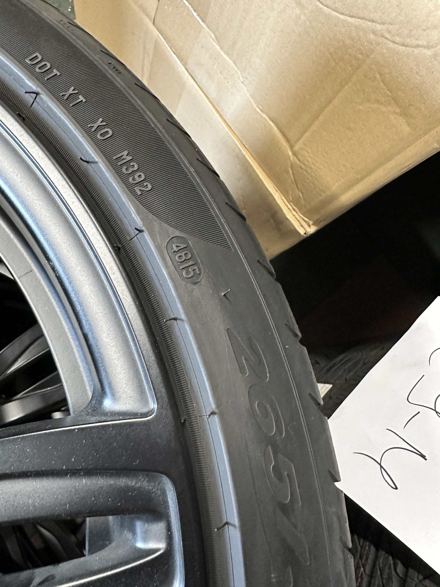 Оригинал BMW M6 F12 F13 E63 20 Zoll Бмв 6-та серия E63 M6 F12 F13 20 цола Алуминиеви джанти М343 летен комплект летни гуми