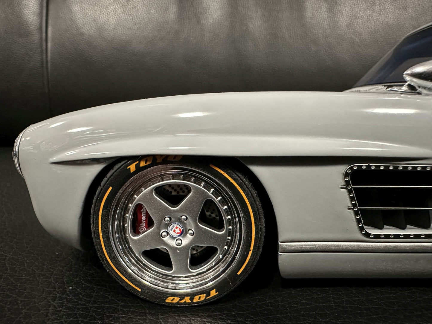 Mercedes Benz 300SL S-Klub Gullwing grey Limitiert 999pcs 1:18 GT Spirit GT418 Мерцедес Бенц 300СЛ сив Лимитирана