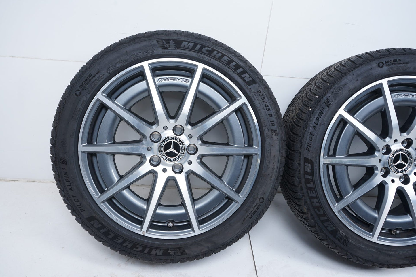Оригинал Mercedes C43 AMG W206 Klasse 18 Zoll Мерцедес Ц43 W206 18 цола джанти зимен комплект зимни гуми