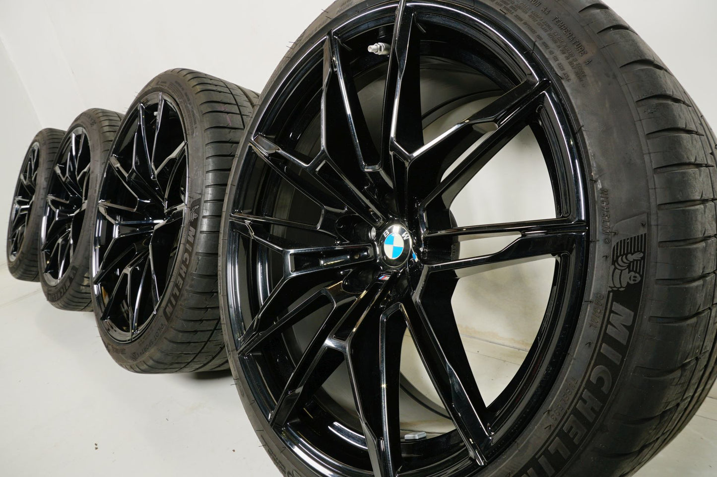 BMW M3 G80 M4 G82 19/20 Zoll Бмв М3 М4 Г80 Г82 джанти М825 летен комплект летни гуми