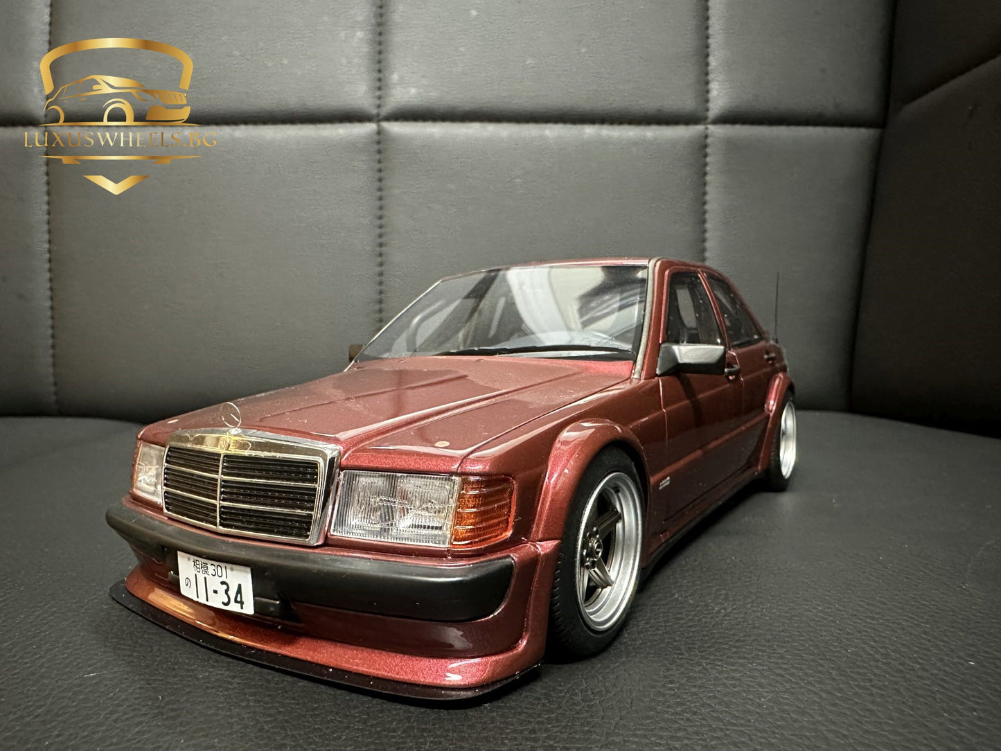 Mercedes Benz 190E 2.5-16 Rauh-Welt Republik red 1:18 OTTO OT1083 Мерцедес Бенц 190Е вишнев цвят Лимитирана