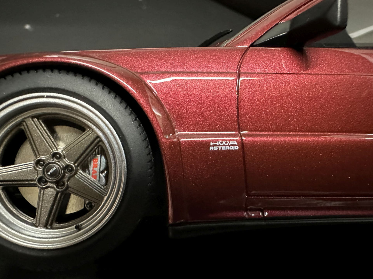 Mercedes Benz 190E 2.5-16 Rauh-Welt Republik red 1:18 OTTO OT1083 Мерцедес Бенц 190Е вишнев цвят Лимитирана