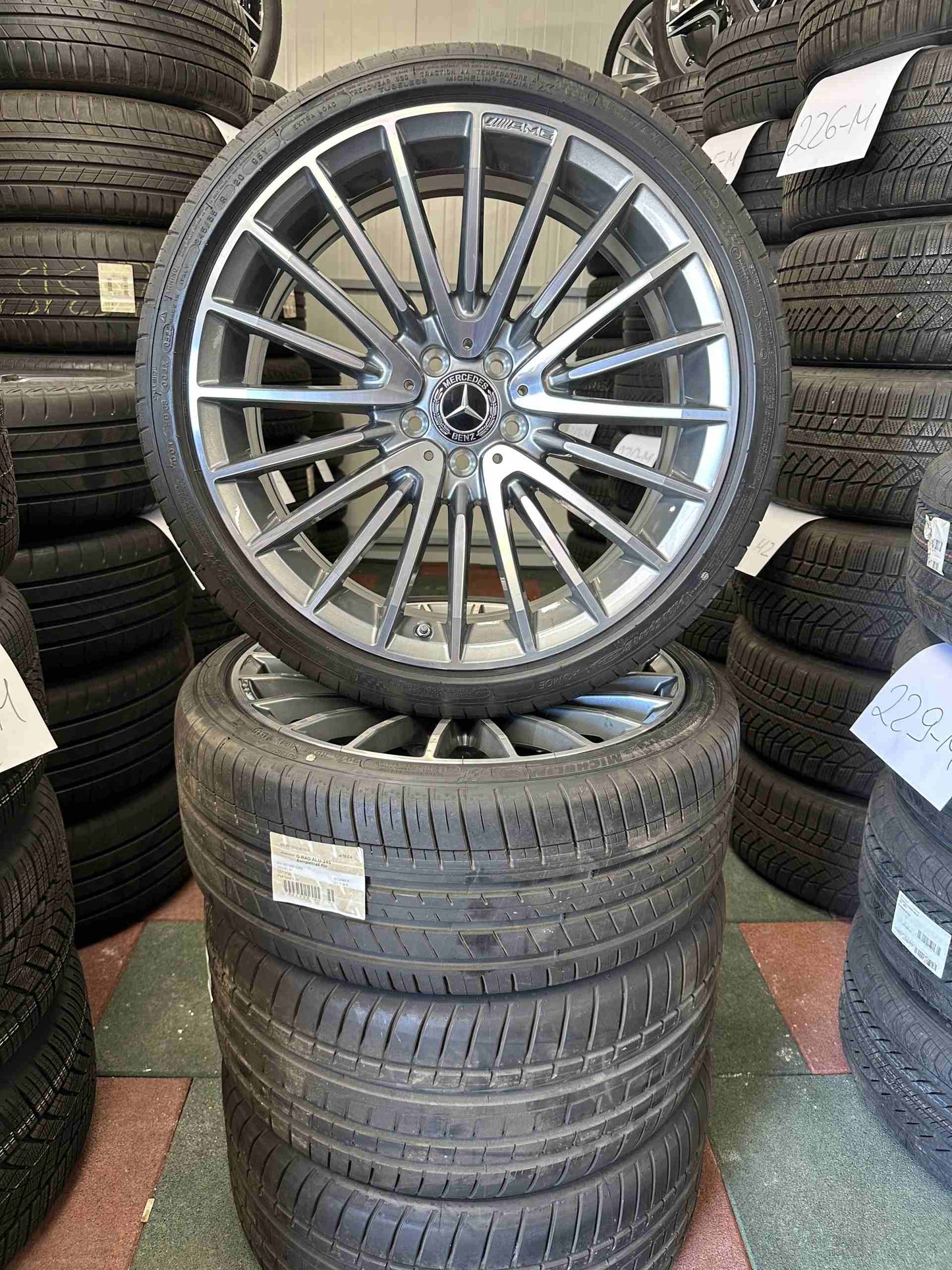 Като Нови Оригинал Mercedes CLS53 AMG W257 20 Zoll Мерцедес Цлс53 20 цола джанти летен комплект летни гуми