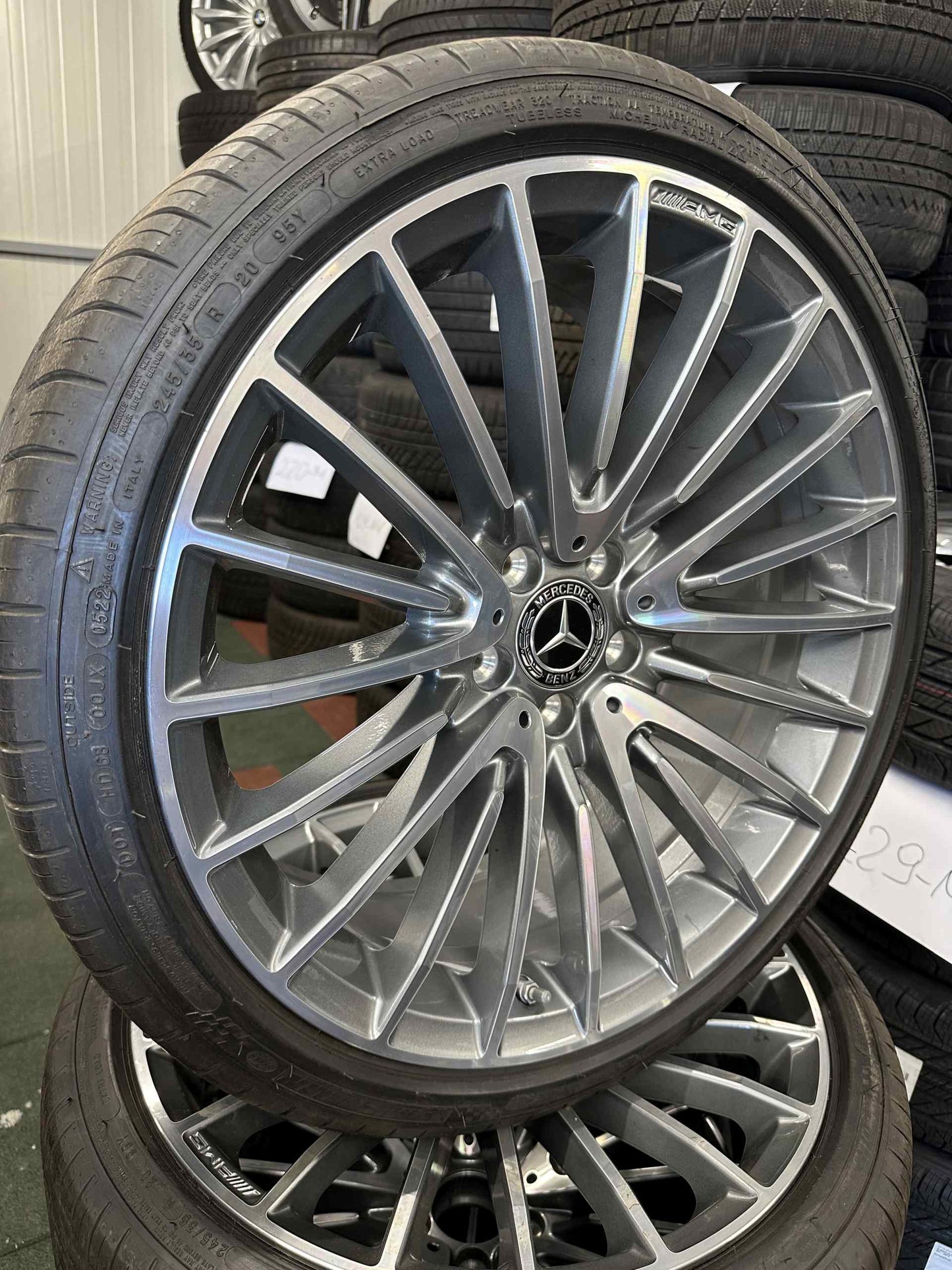 Като Нови Оригинал Mercedes CLS53 AMG W257 20 Zoll Мерцедес Цлс53 20 цола джанти летен комплект летни гуми
