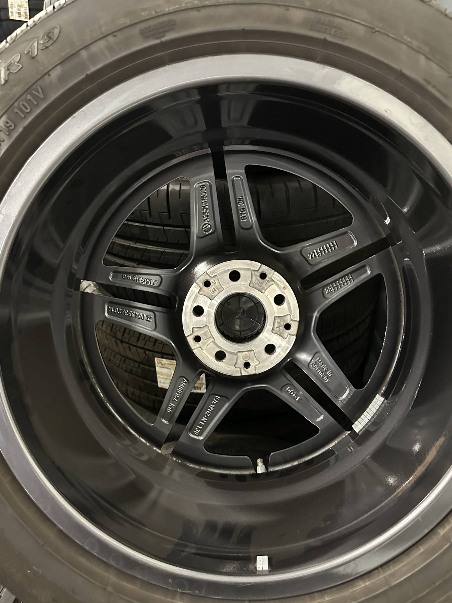 Оригинал Mercedes GLC Klasse AMG 19 Zoll Мерцедес Глц класа W253 X253 C253 19 цола AMG джанти летен комплект летни гуми