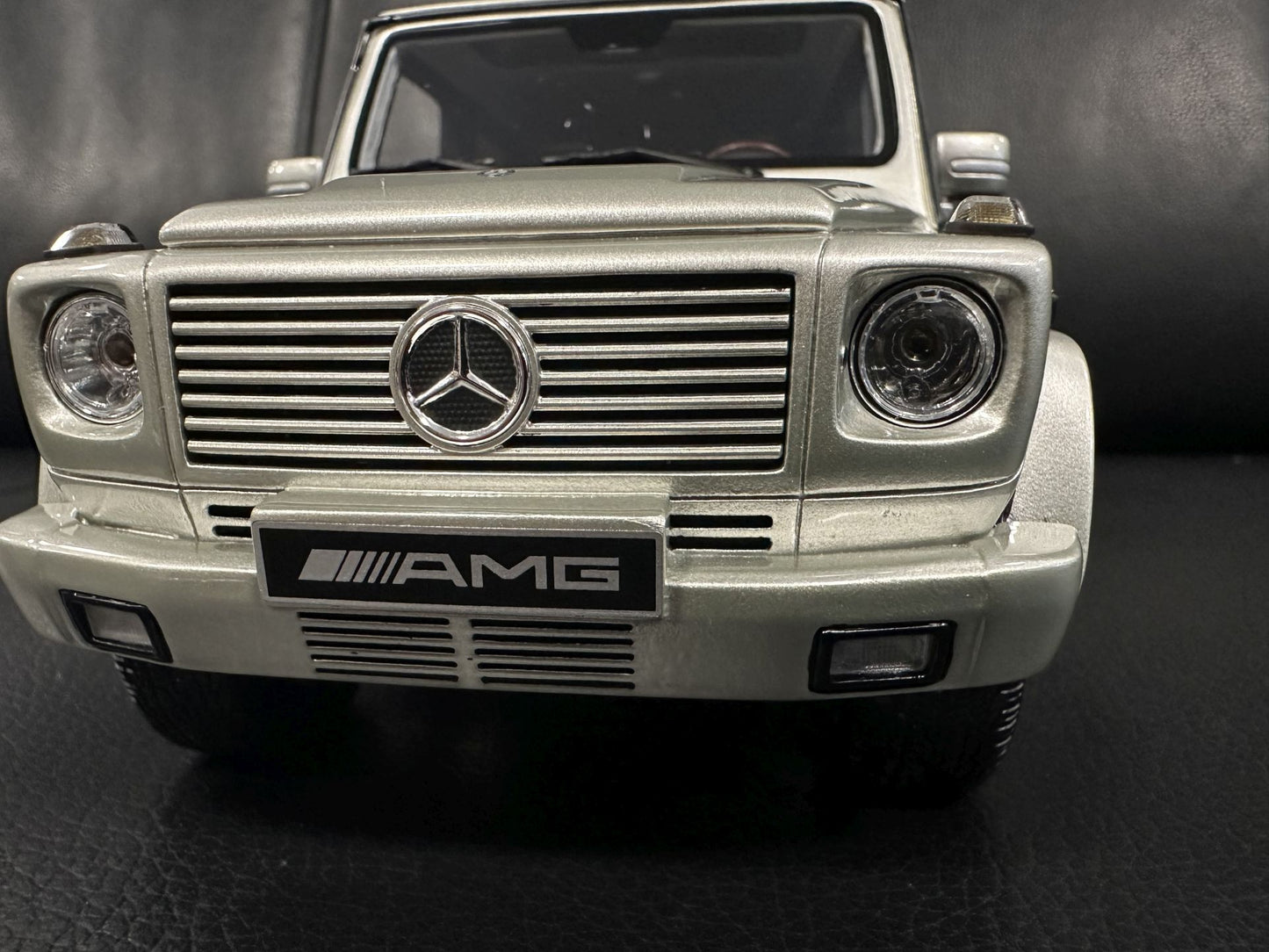Mercedes Benz G55 AMG iridium silver 2003 Limitiert 53/999 1:18 Ottomobile OT1126 Мерцедес Бенц Г55 АМГ сив Лимитирана