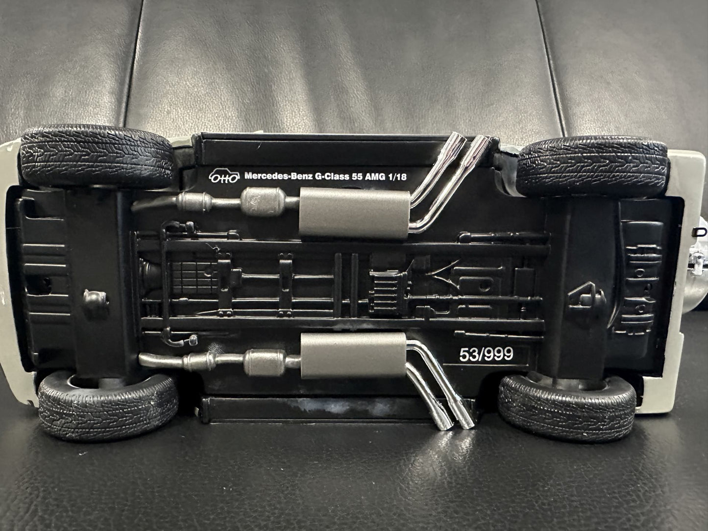 Mercedes Benz G55 AMG iridium silver 2003 Limitiert 53/999 1:18 Ottomobile OT1126 Мерцедес Бенц Г55 АМГ сив Лимитирана