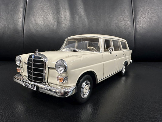 Mercedes Benz 200 Universal 1966 creme white 1:18 NOREV 183709 Мерцедес Бенц 200 1966 бял крем
