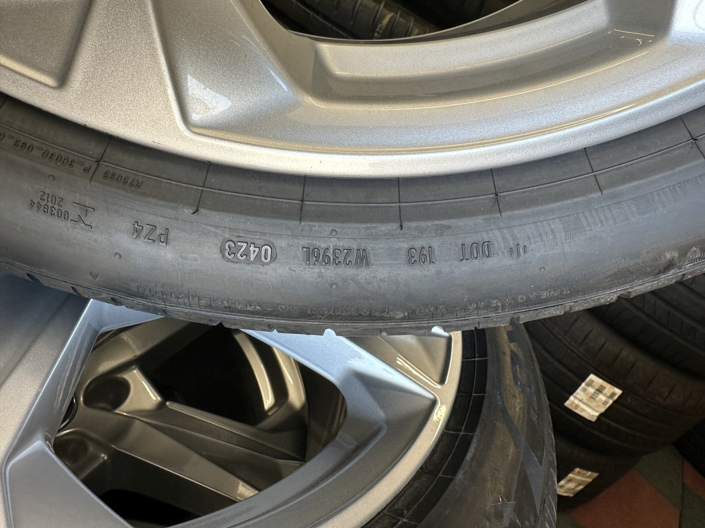 Оригинал Audi A6 S6 A7 S7 4K C8 19 Zoll Ауди А6 С6 А7 С7 4К Ц8 Алуминиеви джанти 19 цола летен комплект летни Гуми