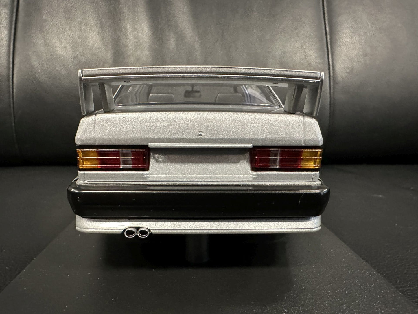 Mercedes Benz 190E 2.5 16V EVO1 silver Limitiert 804 pcs 1:18 Minichamps 155036001 Мерцедес Бенц 190Е В16 Лимитирана сив