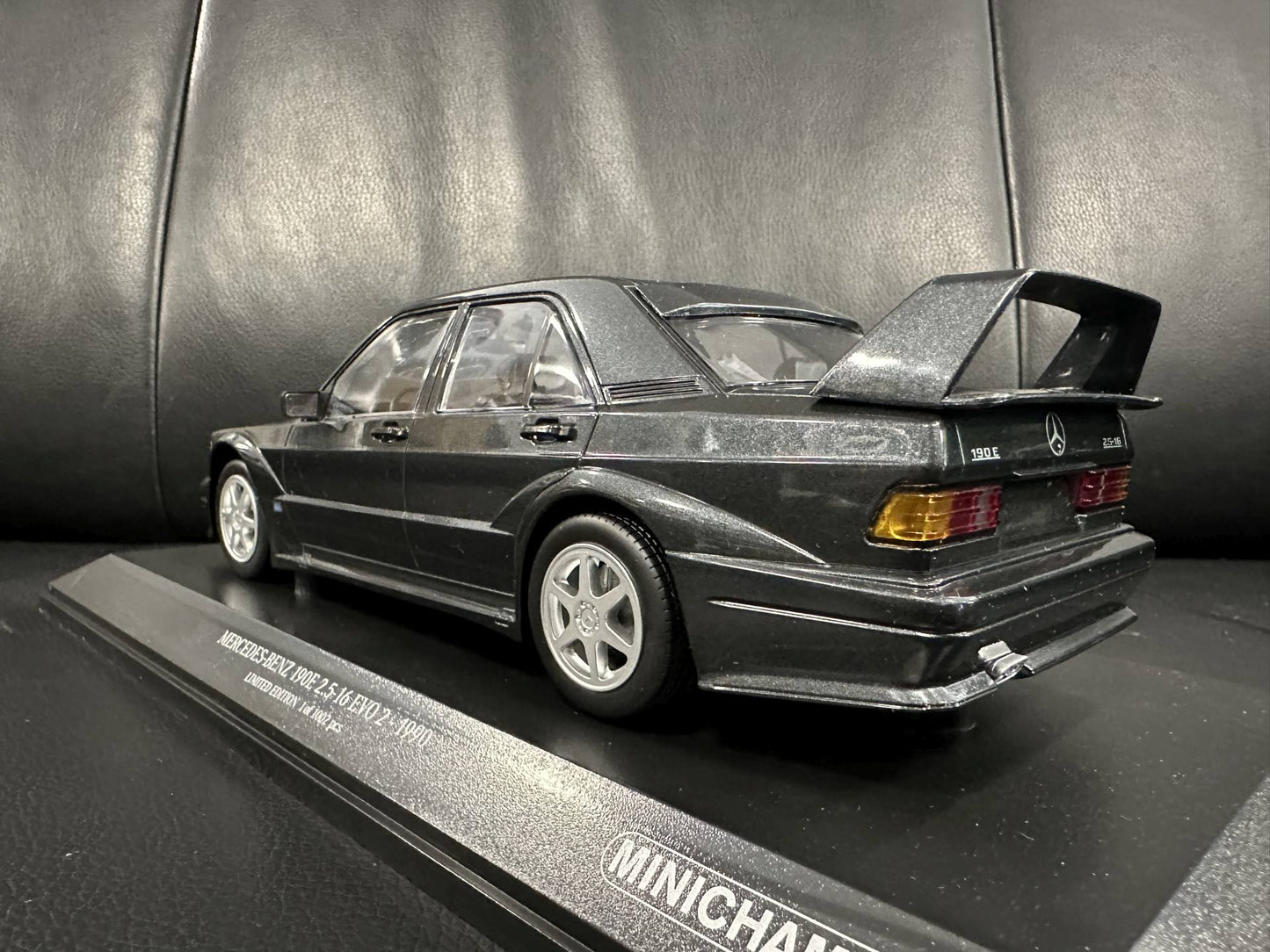 Mercedes Benz 190E 2.5 16V EVO2 1990 black Limitiert 1002 pcs 1:18 Minichamps 155036100 Мерцедес Бенц 190Е В16 Лимитирана черен