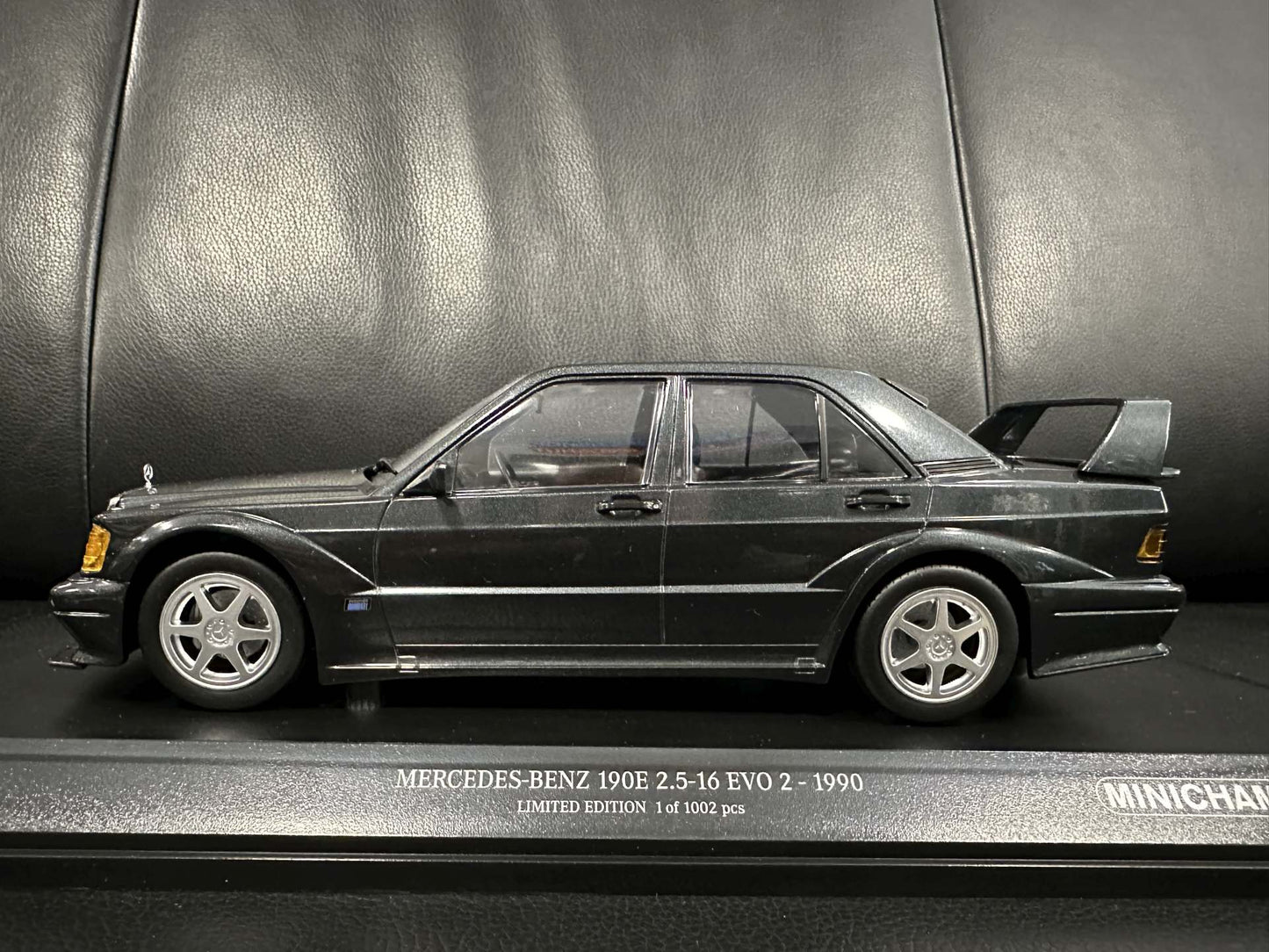 Mercedes Benz 190E 2.5 16V EVO2 1990 black Limitiert 1002 pcs 1:18 Minichamps 155036100 Мерцедес Бенц 190Е В16 Лимитирана черен