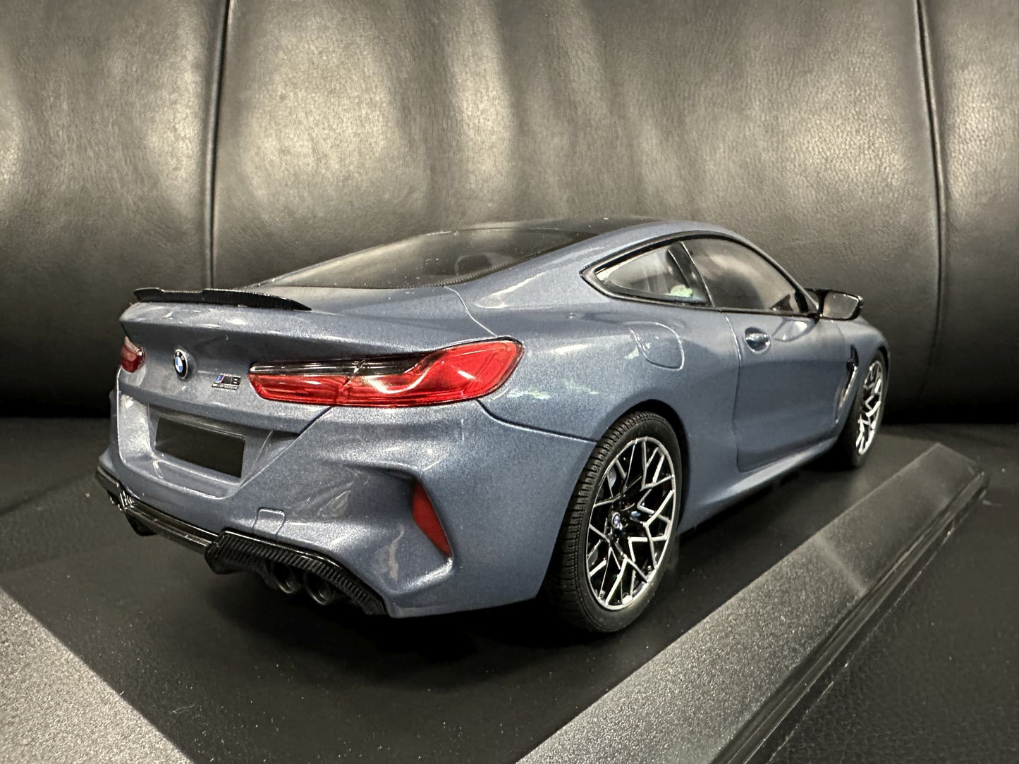 Bmw M8 Competition Coupe blue 2020 1:18 Minichamps 110029024 Бмв М8 Компетишън Купе