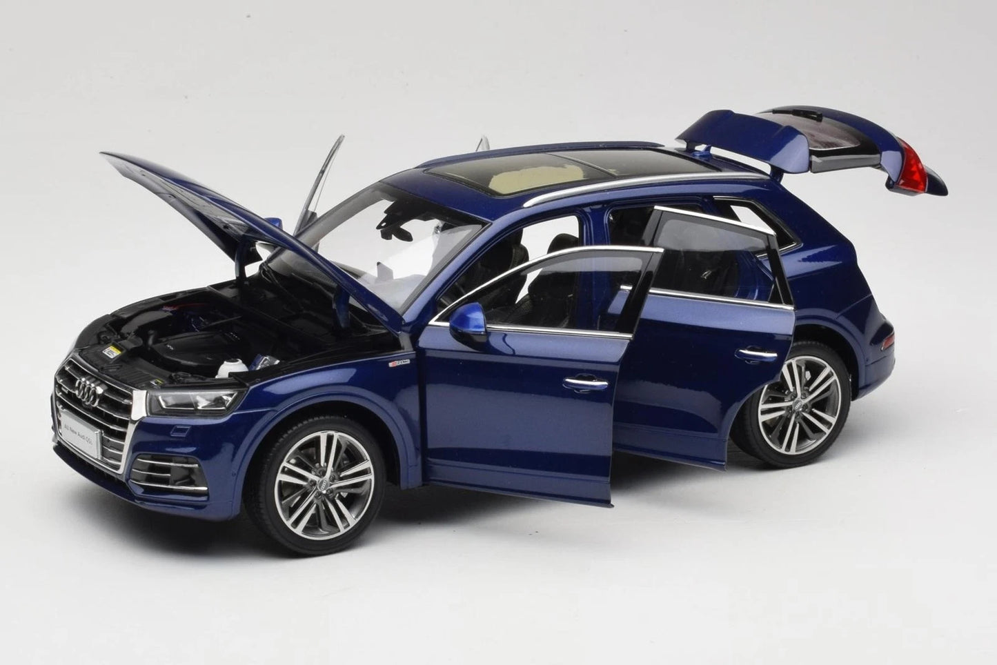 Audi Q5L FY blue 1:18 Paudi 31384Q5L2018 Ауди син