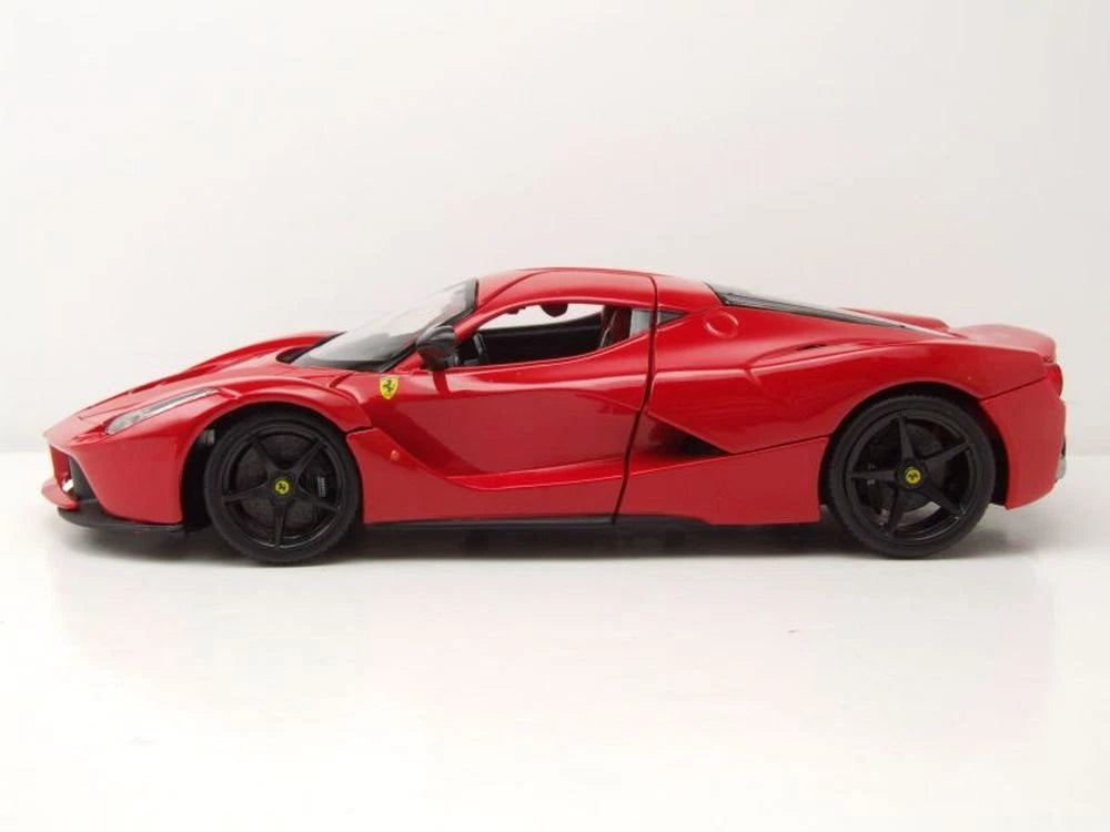 Ferrari LaFerrari red 1:18 Burago 18-16001R Ферари червен