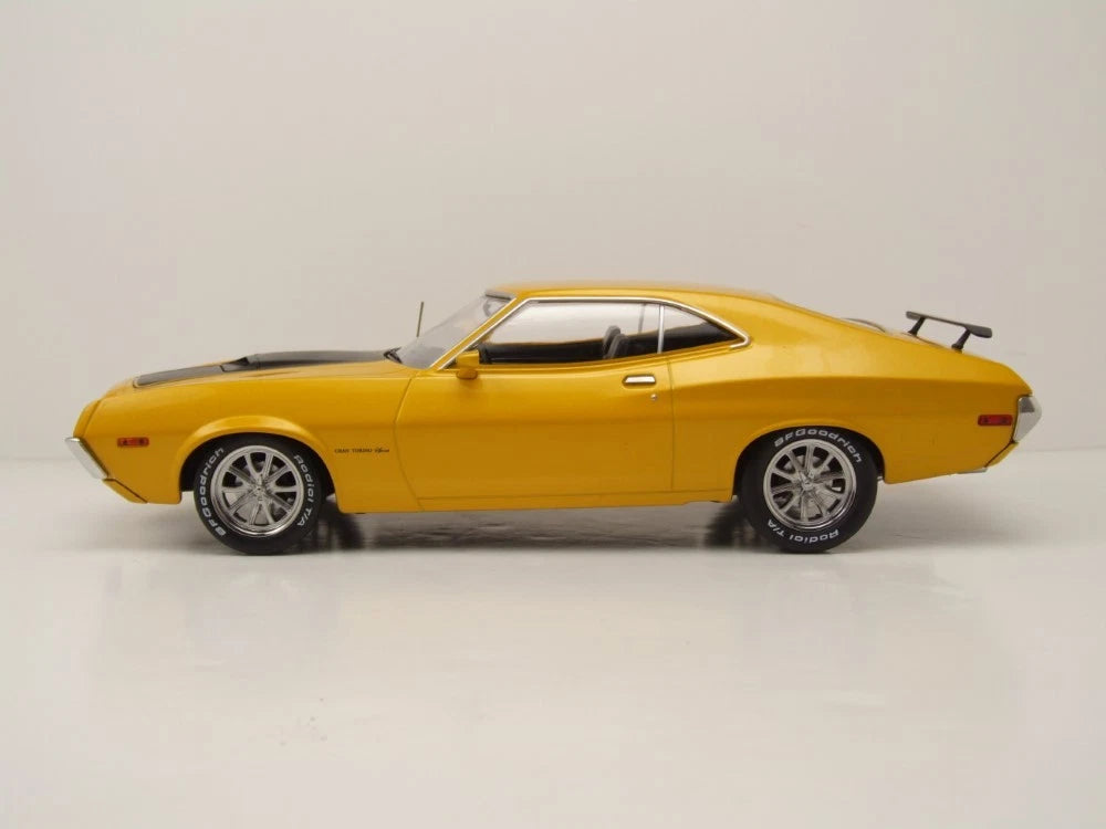 Ford Gran Torino 1972 yellow 1:18 IXO 18CMC186.22 Форд Гран Торино 1972 жълт