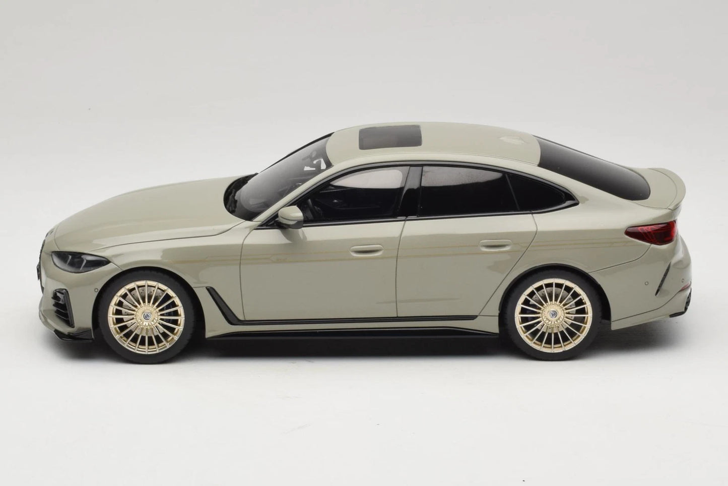 Bmw M4 G26 B4 Alpina Limousine grey Limitiert 1:18 GT Spirit GT541 Бмв Алпина сив седан Лимитирана