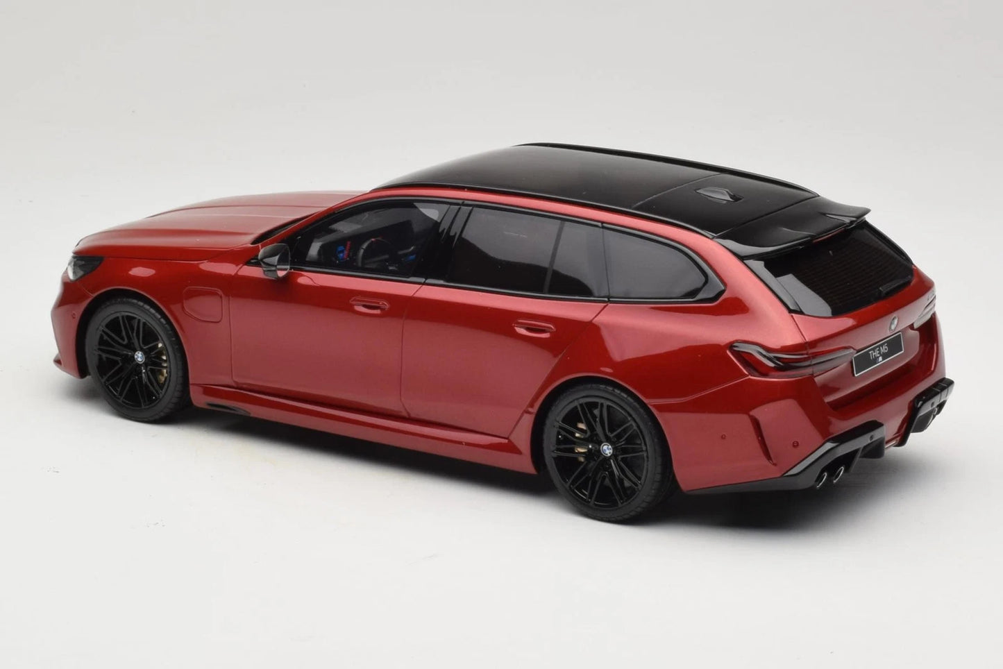 Bmw M5 G99 2025 red Limited 1:18 GT Spirit GT964 Бмв М5 Г99 Лимитирана червен