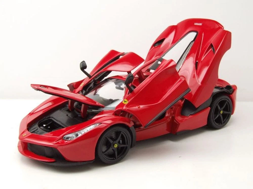 Ferrari LaFerrari red 1:18 Burago 18-16001R Ферари червен