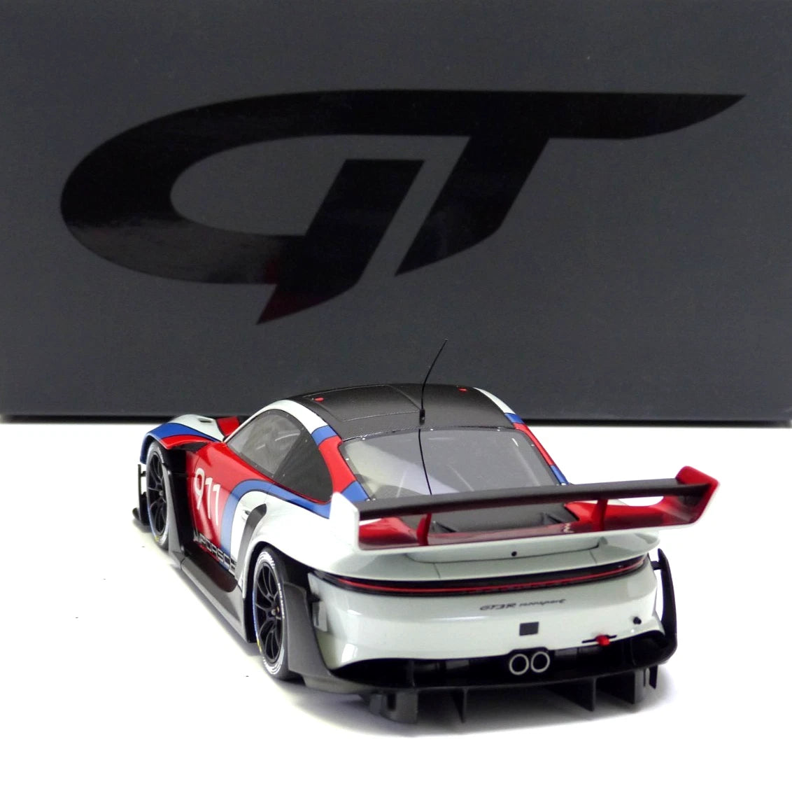 Porsche 911 992 GT3 R Rennsport 2023 Limitiert white-red-blue 1:18 GT Spirit GT495 Порше ГТ3 Р Спорт Лимитирана