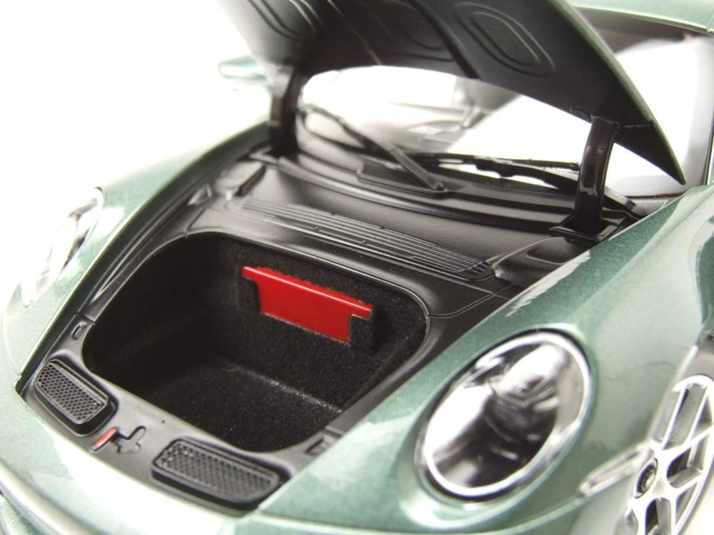 Porsche 911 992 S/T 2023 green Coupe 1:18 Norev 187472 Порше 911 992 зелен Купе