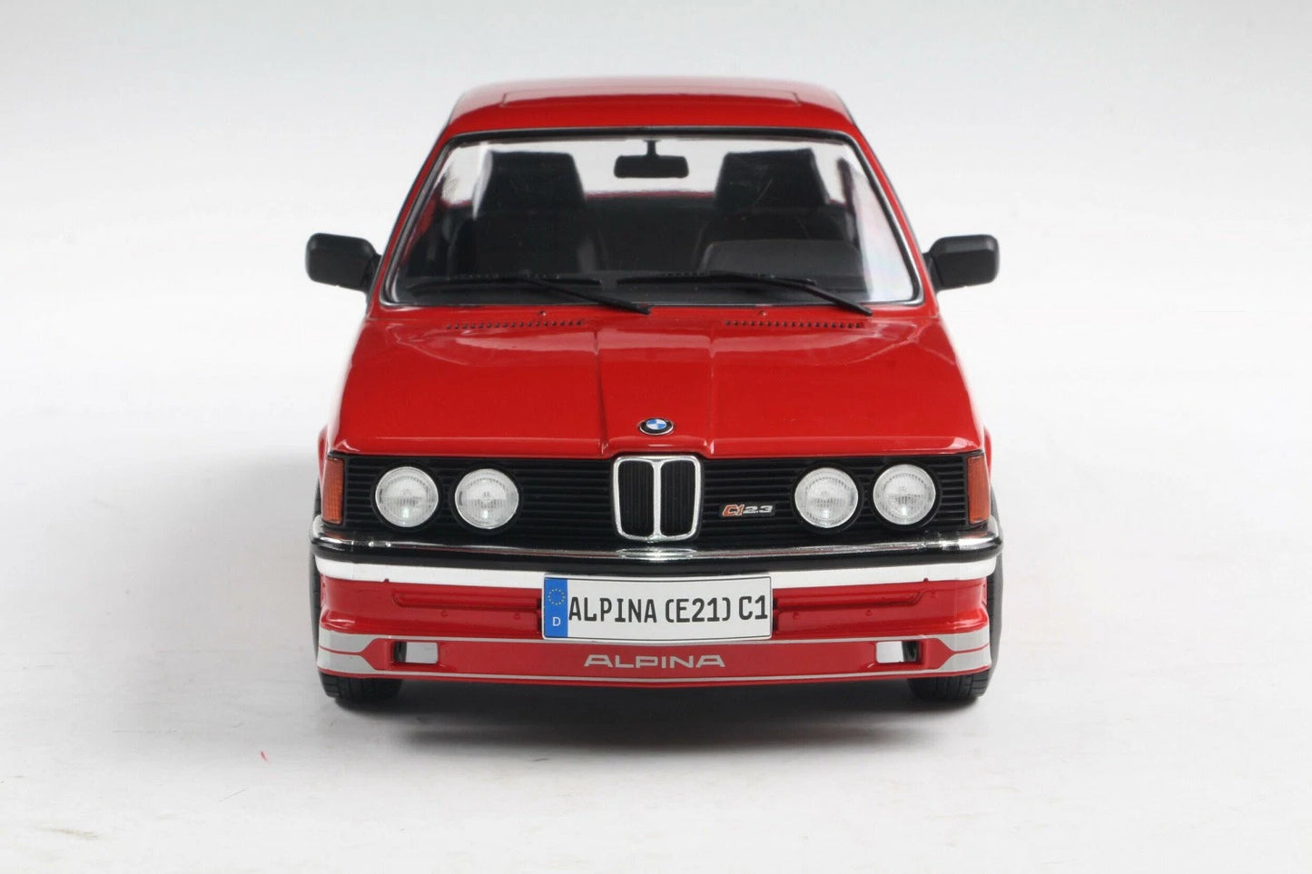 Bmw Alpina E21 C1 1980 red 1:18 Solido S1812803 Бмв Алпина Е21 червен Купе