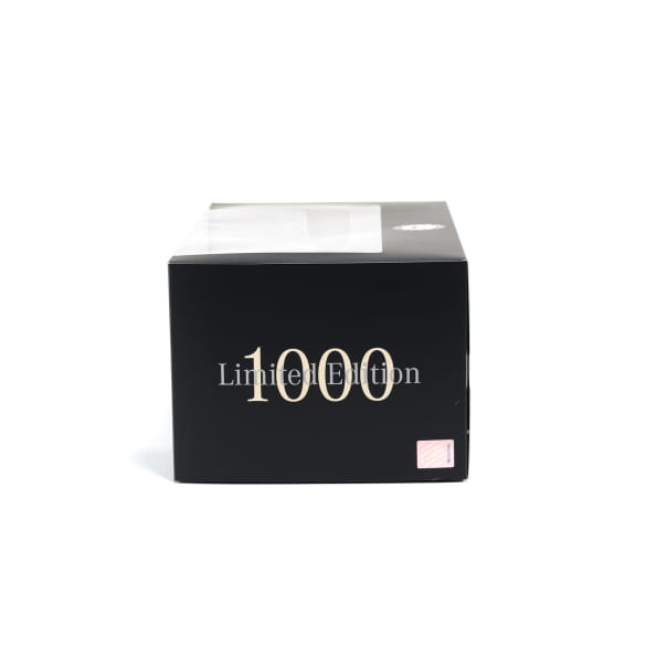 Mercedes Benz E Klasse Taxi W124 300D Limited 1000 1:18 NOREV B66040702 Мерцедес Бенц Е Класа Такси 300Д отваряем Лимитирана 1000